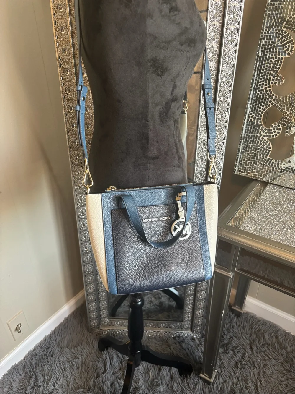 💕Michael Kors Navy, Black and White Pebbled Leather Satchel
